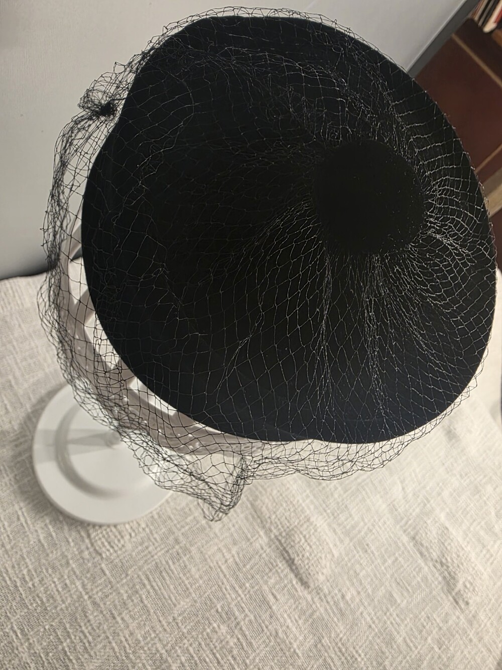 Vintage Miss Eileen Black Velvet Pill Box Hat Women Coifettes W Black Net Veil